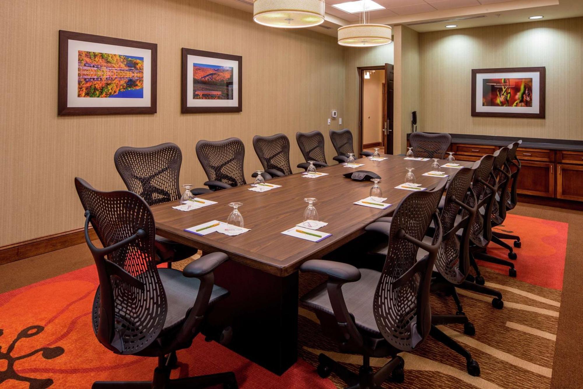 Hilton Garden Inn Uniontown Luaran gambar